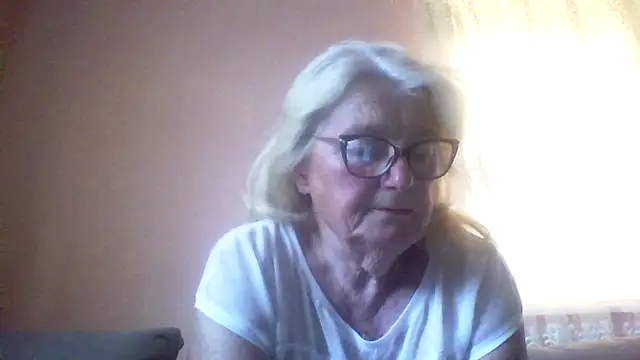 AmyLove353 online show from 05-28-26, 03:48