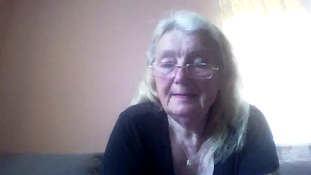 AmyLove353 online show from 06-06-26, 05:56