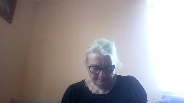 AmyLove353 online show from 06-16-26, 04:15