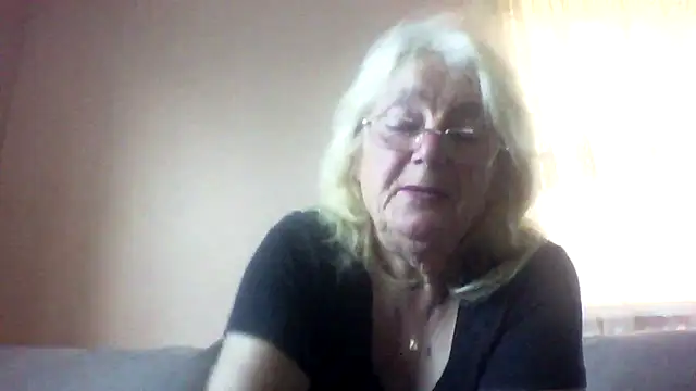 AmyLove353 online show from 07-28-26, 04:08