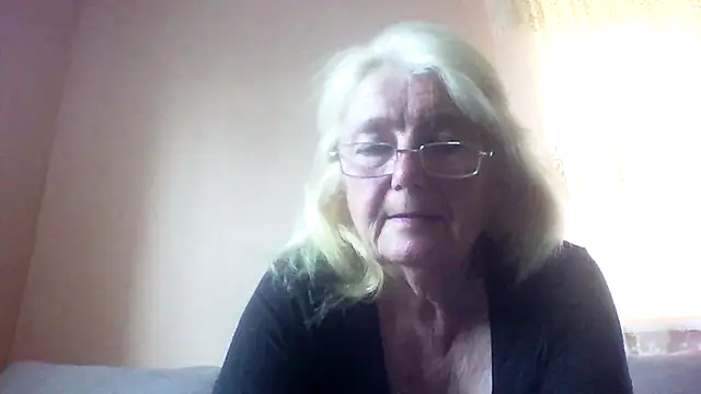 AmyLove353 online show from 08-01-26, 04:34