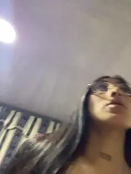 Violeet-Smith online show from 03-01-26, 02:35