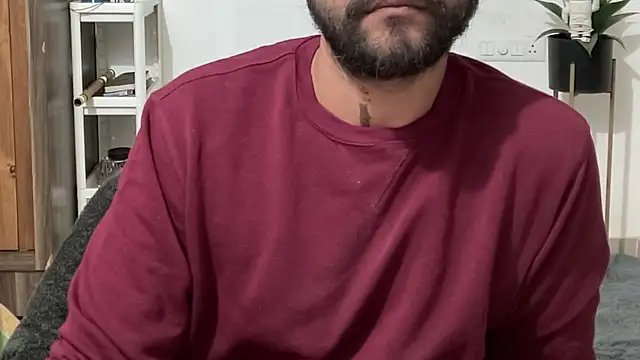 Snapshot of MakeMeAwareAah chatting on 12-05-25, 01:20 MakeMeAwareAah online show from 12-05-25, 01:20