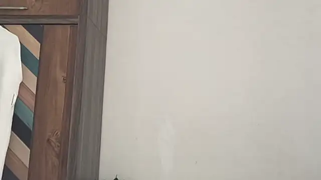 Snapshot of MakeMeAwareAah chatting on 12-22-25, 04:20 MakeMeAwareAah online show from 12-22-25, 04:20