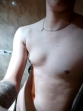 Danii2005 online show from 11-30-25, 11:03