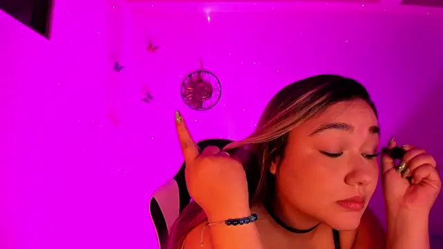 Soouf  online show from 11-21-25, 10:03