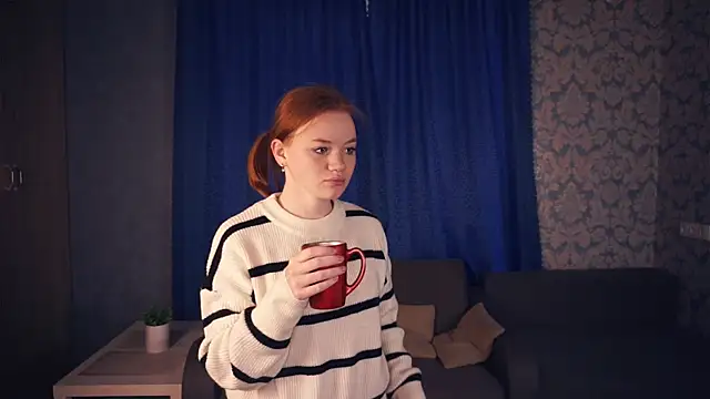 KarlynGow online show from 11-09-25, 06:12