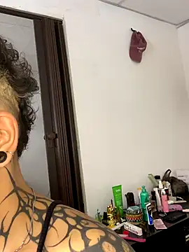 Abby Evanns1 online show from 10-31-25, 08:43