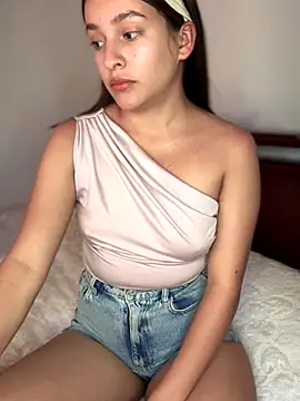 Talia Bonet online show from 11-15-25, 03:19