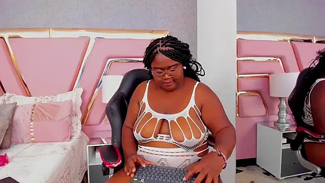 Britanny-Jhonsons online show from 01-12-26, 11:54