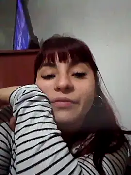 Tizi 04 online show from 10-29-25, 10:33