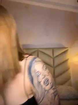 Beella1  online show from 04-14-26, 11:49