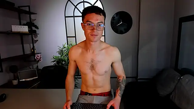 Lil James online show from 01-05-26, 08:01