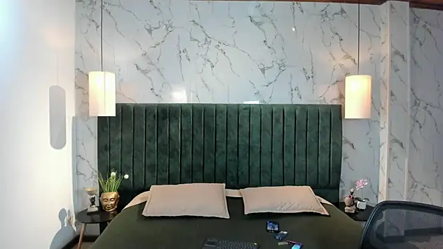 Lil James online show from 04-09-26, 08:03