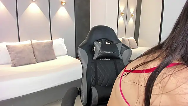 mia collins96 online show from 02-28-26, 02:23