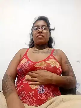 Chicattoo69 online show from 10-25-25, 04:09