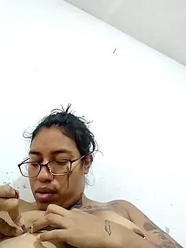 Chicattoo69 online show from 11-05-25, 03:56