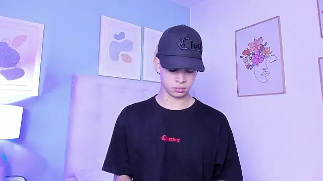 ApoloRicci online show from 01-10-26, 07:26