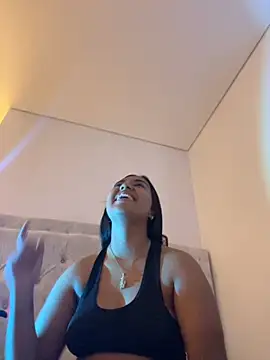 aly nicols online show from 11-14-25, 11:35