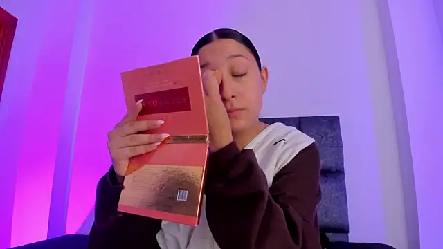 kittymonroe1 online show from 11-27-25, 05:26