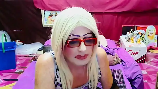 Snapshot of horni4luv chatting on 05-13-26, 10:01 horni4luv online show from 05-13-26, 10:01