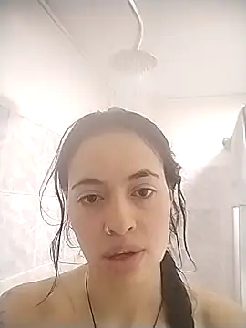 Chuchii05 online show from 10-27-25, 06:34