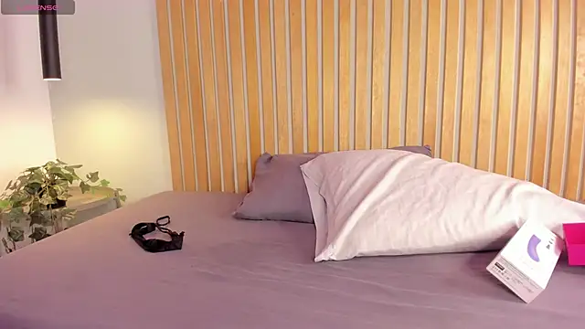 Miss ambrer  online show from 04-15-26, 03:02