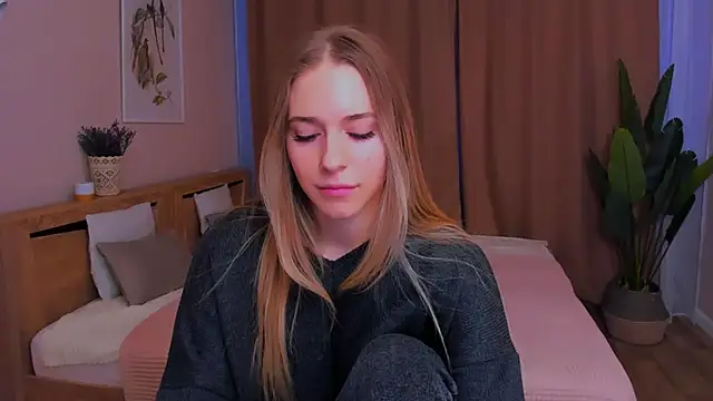 sassy cutie online show from 02-17-26, 03:19