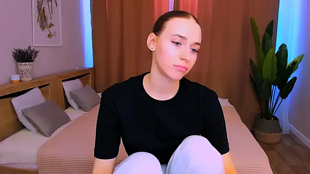 sassy cutie online show from 03-04-26, 02:01