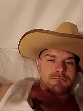 DadDDick925 online show from 12-20-25, 03:41