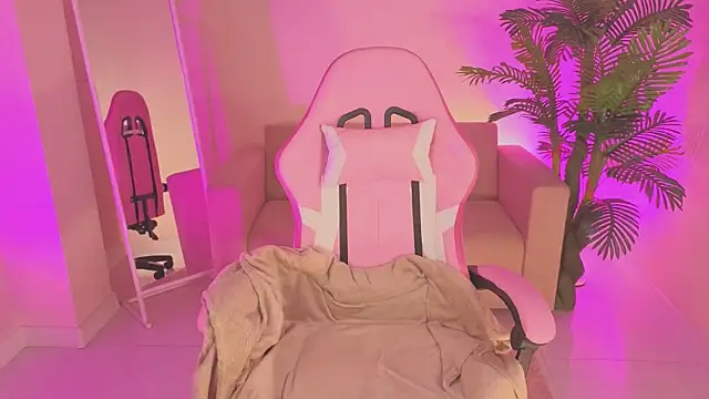 Linda Sweetiest online show from 12-05-25, 12:52