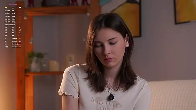 KateCahee online show from 04-18-26, 01:42