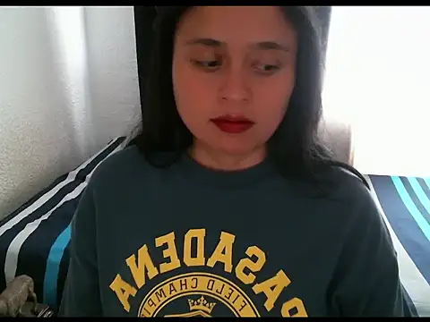 Snapshot of Negritatata chatting on 05-27-26, 04:59 Negritatata online show from 05-27-26, 04:59