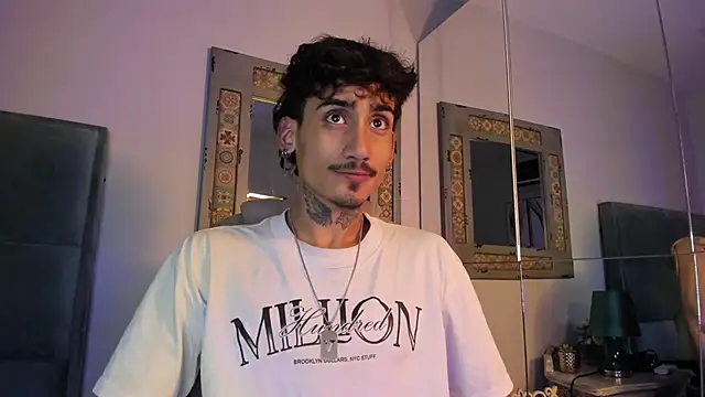 Mr Strike online show from 12-17-25, 07:09