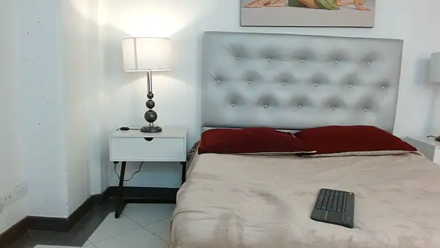 SusanWilliams  online show from 01-08-26, 11:12