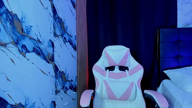 Scarlet DLuce online show from 01-16-26, 09:02