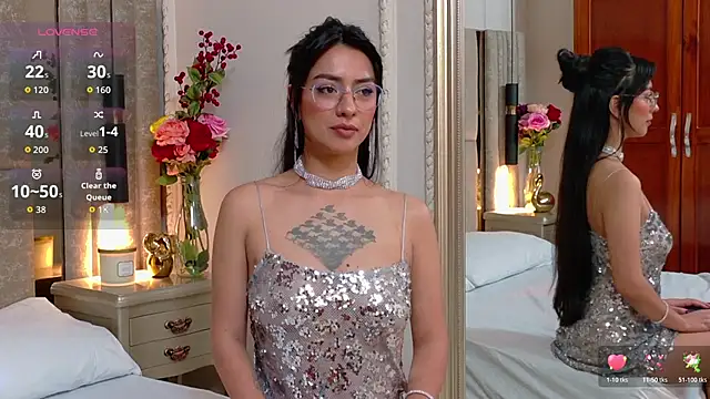 Snapshot of Penelope-Cross chatting on 02-12-26, 02:12 Penelope-Cross online show from 02-12-26, 02:12