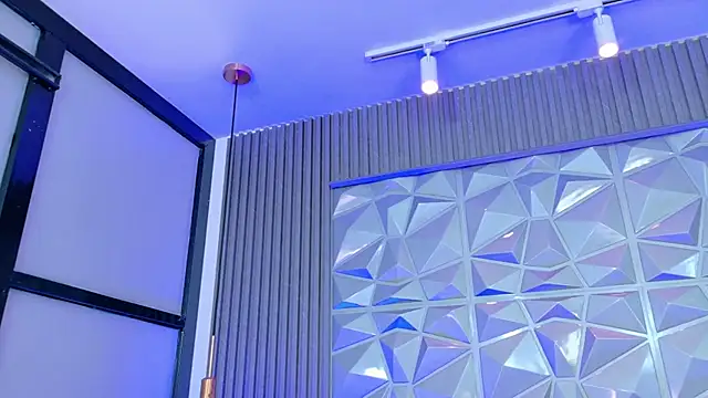 AdelineJhones online show from 04-21-26, 10:34