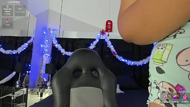 EmmadaSilva online show from 12-20-25, 03:19