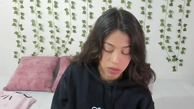 emily jonessxx online show from 02-03-26, 04:12