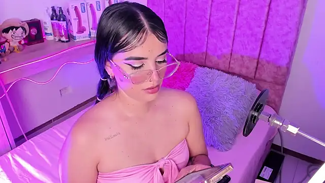laana foxx online show from 07-15-26, 11:10