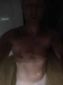 Snapshot of Marco06380 chatting on 10-27-25, 09:30 Marco06380 online show from 10-27-25, 09:30