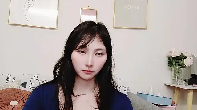 Snapshot of yuyan3929 chatting on 06-07-26, 02:10 yuyan3929 online show from 06-07-26, 02:10