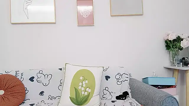 Snapshot of yuyan3929 chatting on 06-12-26, 12:42 yuyan3929 online show from 06-12-26, 12:42