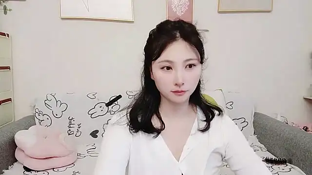 Snapshot of yuyan3929 chatting on 07-28-26, 12:18 yuyan3929 online show from 07-28-26, 12:18