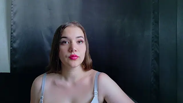 Snapshot of Biancka_ chatting on 06-10-26, 05:28 Biancka online show from 06-10-26, 05:28