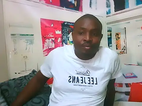 Snapshot of EbonyRebel chatting on 10-24-25, 07:38 EbonyRebel online show from 10-24-25, 07:38