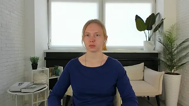 Snapshot of RessiePurtill chatting on 10-23-25, 12:37 RessiePurtill online show from 10-23-25, 12:37