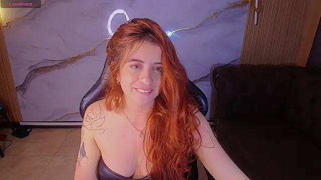 Snapshot of andrea_tasty_tf chatting on 05-30-26, 02:36 andrea tasty tf online show from 05-30-26, 02:36