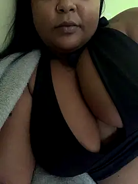 Snapshot of badgirl_Alicia chatting on 10-22-25, 04:18 badgirl Alicia online show from 10-22-25, 04:18